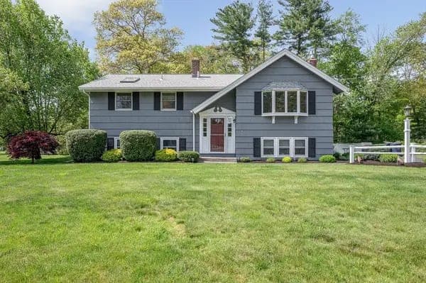 Affordable single-family inventory close to the NH line in Dracut, MA