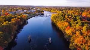 Directly across the Merrimack River from Nashua, with three bridges south to Massachusetts in Hudson, NH