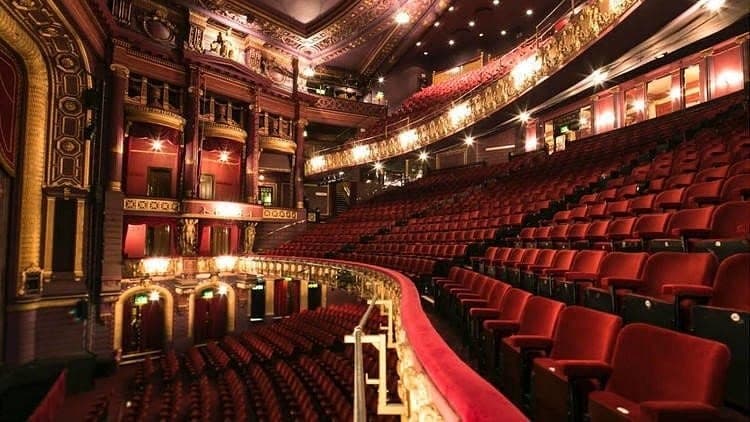 Palace Theatre in Manchester, NH