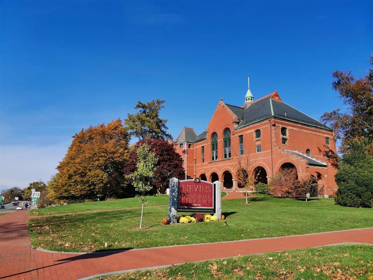 Nevins Library in Methuen, MA
