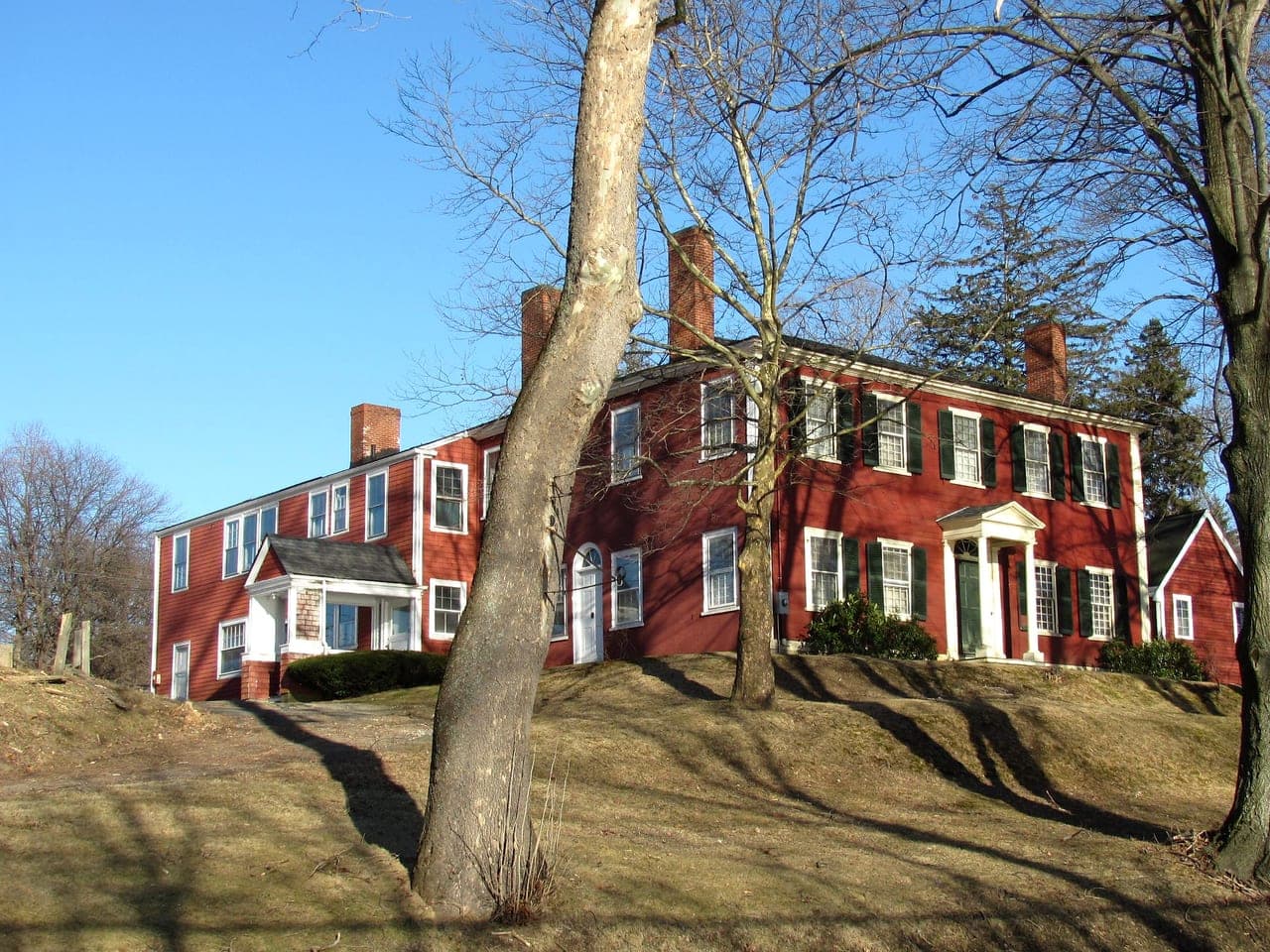 Buttonwoods Museum