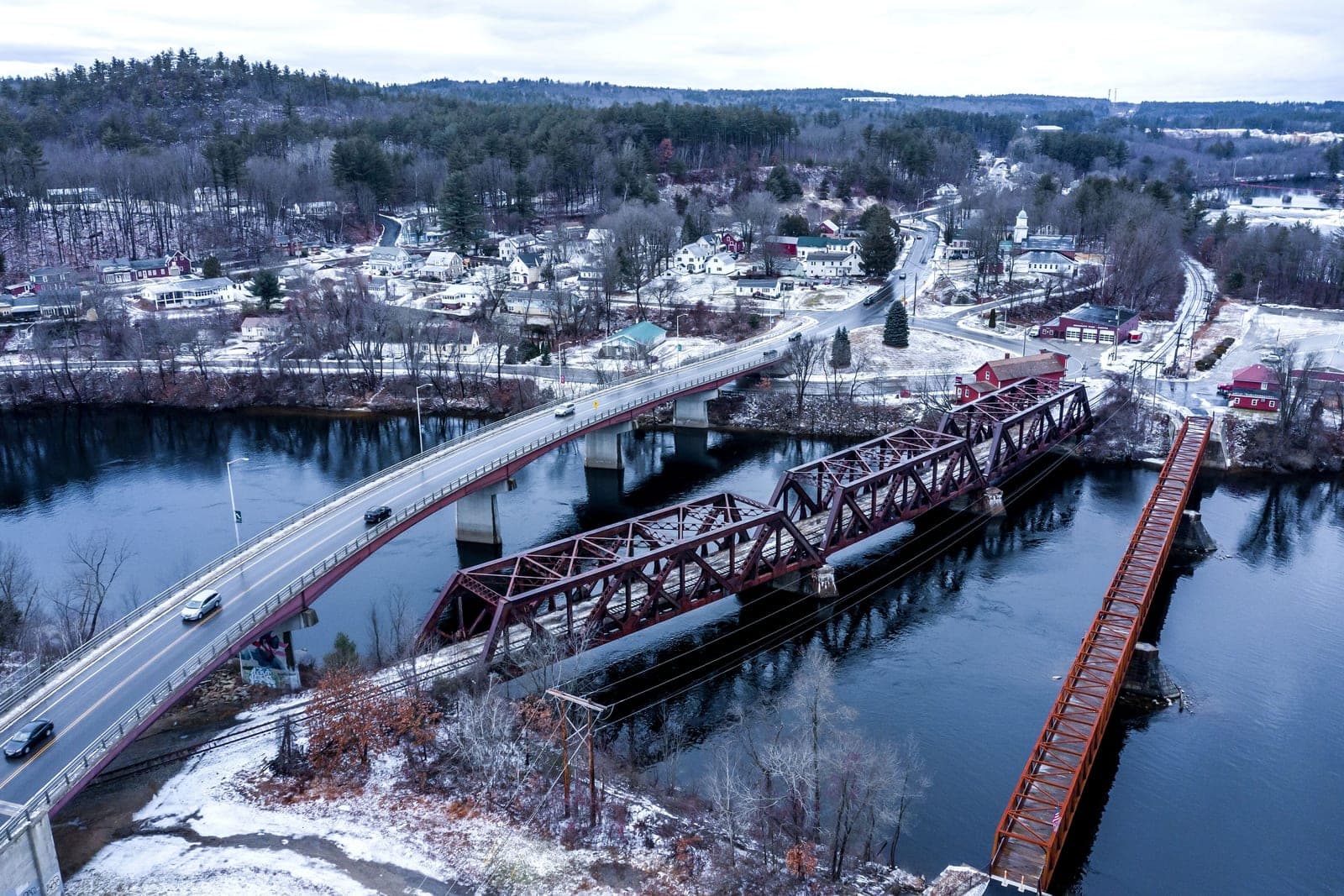 Hooksett, NH, local scene