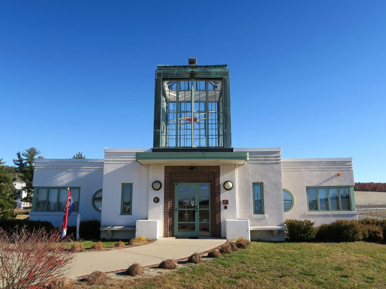 New Hampshire aviation museum