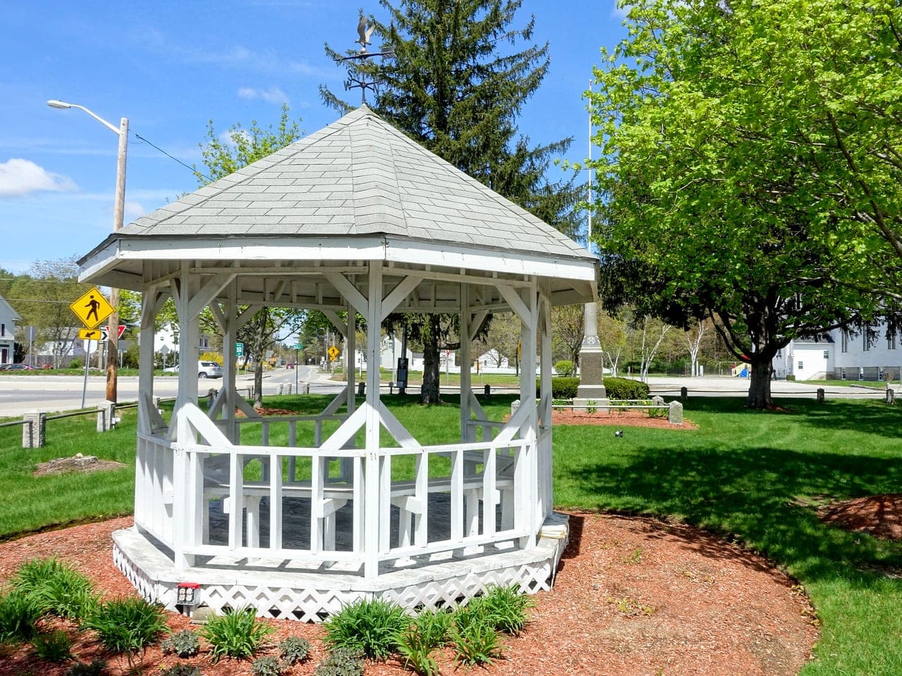 Gazebo, Pelham village green