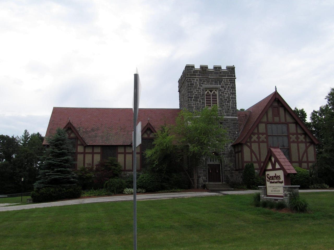 Searles School and Chapel